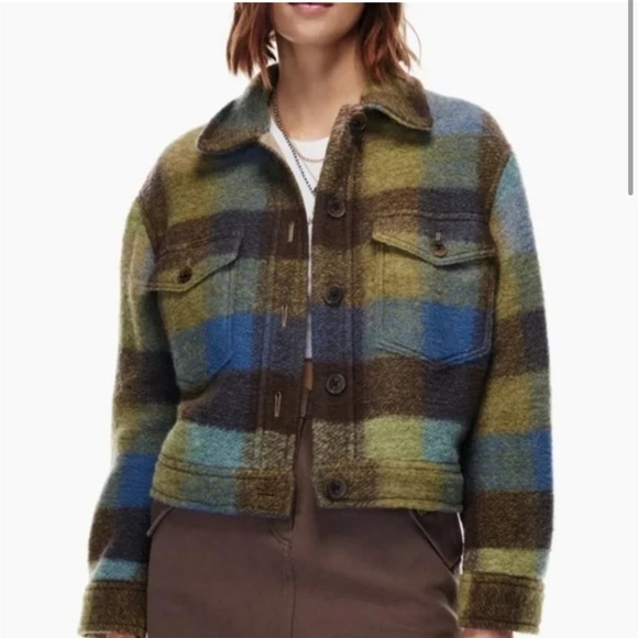 Aritzia Jackets & Blazers - Aritzia Wilfred Free Autumn Plaid Shirt Jacket Shacket Cropped Ganna Size XS